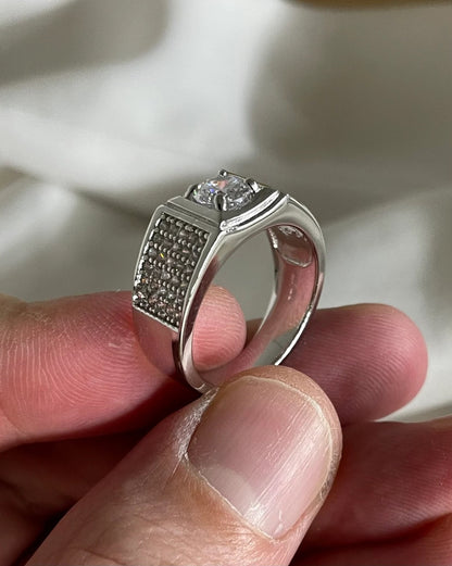 Box 925 Silver Men's Ring