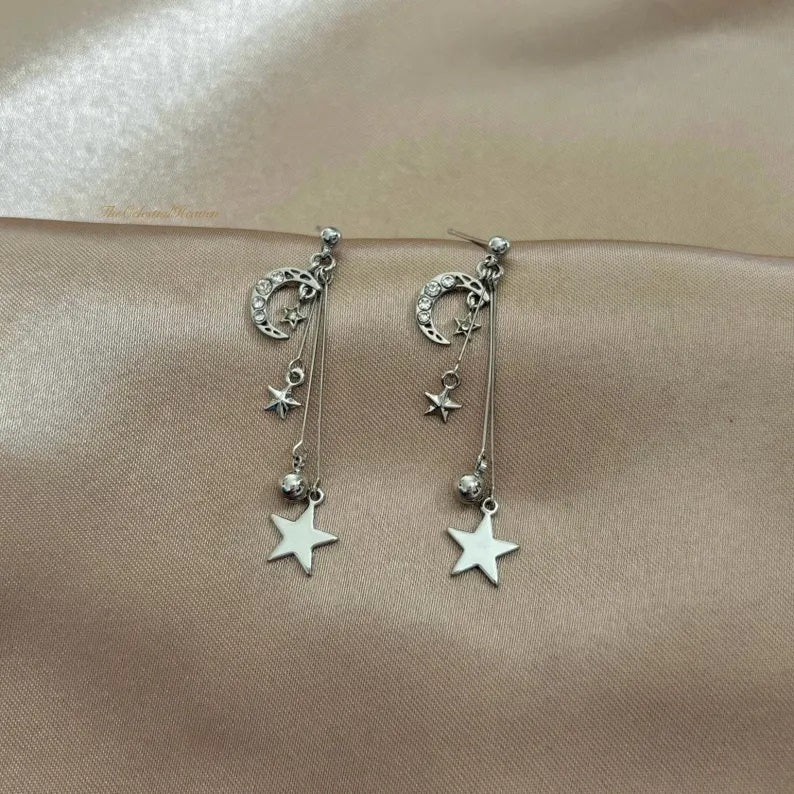 Moon Dangling Sui Dhaga 925 silver Earring