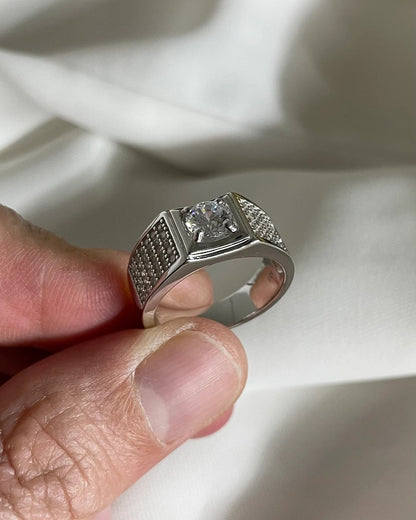 Box 925 Silver Men's Ring